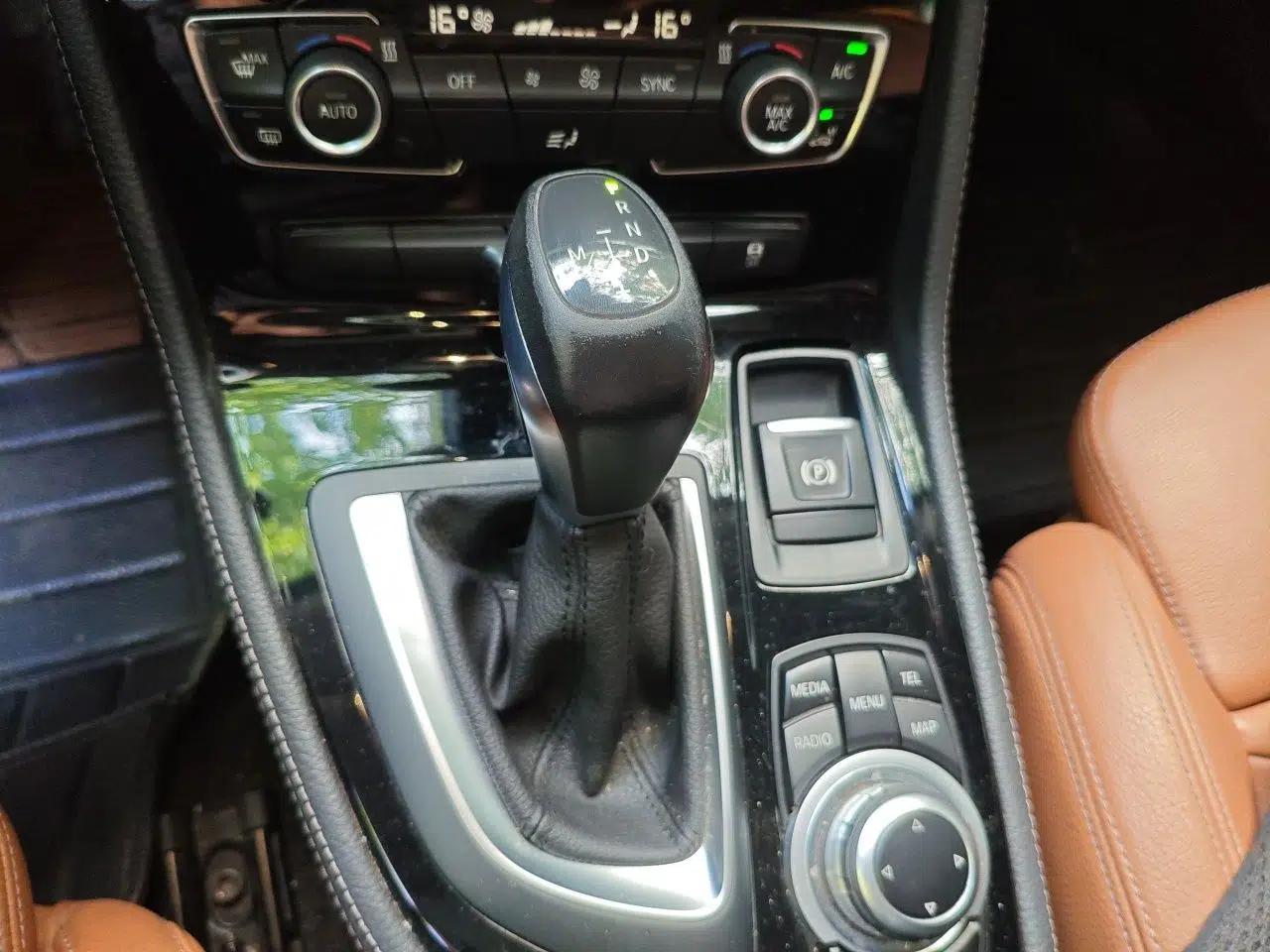 BMW 2 Series Active Tourer 2014 220i Luxury Design Package — миниатюра 14