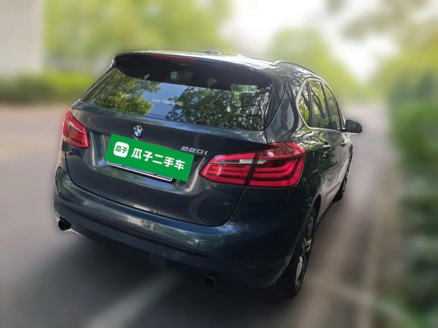 BMW 2 Series Active Tourer 2014 220i Luxury Design Package — миниатюра 6