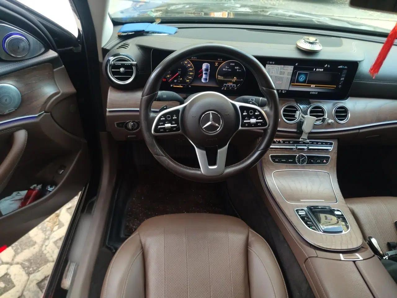 Mercedes-Benz E-Class 2019 E 300 L Luxury Model — миниатюра 10