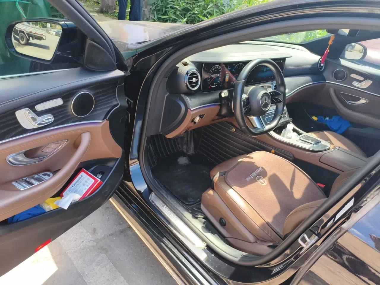 Mercedes-Benz E-Class 2021 Restyled E 300 L Sporty and Stylish Edition — миниатюра 16