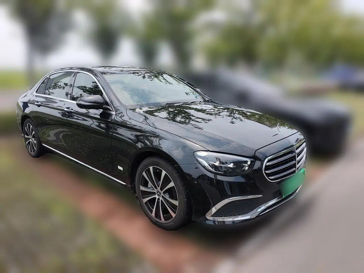 Mercedes-Benz E-Class New Energy 2023 E 350 e L Plug-in Hybrid Sedan — миниатюра 3