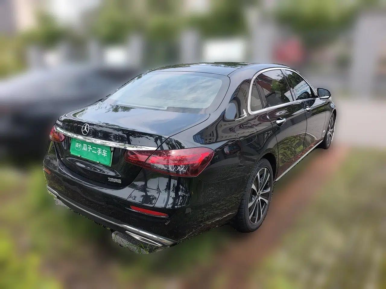 Mercedes-Benz E-Class New Energy 2023 E 350 e L Plug-in Hybrid Sedan — миниатюра 6