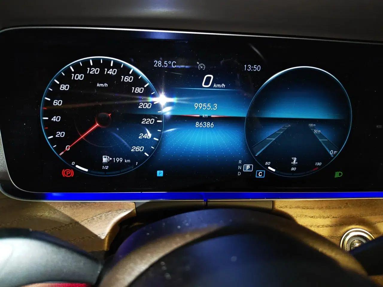 Mercedes-Benz E-Class 2022 Updated E 300 L Luxury Edition — миниатюра 9