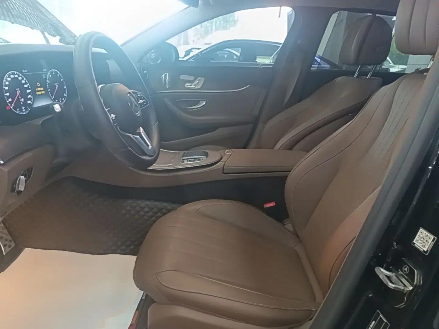 Mercedes-Benz E-Class 2020 Restyled E 300 L Exclusive Edition — миниатюра 17