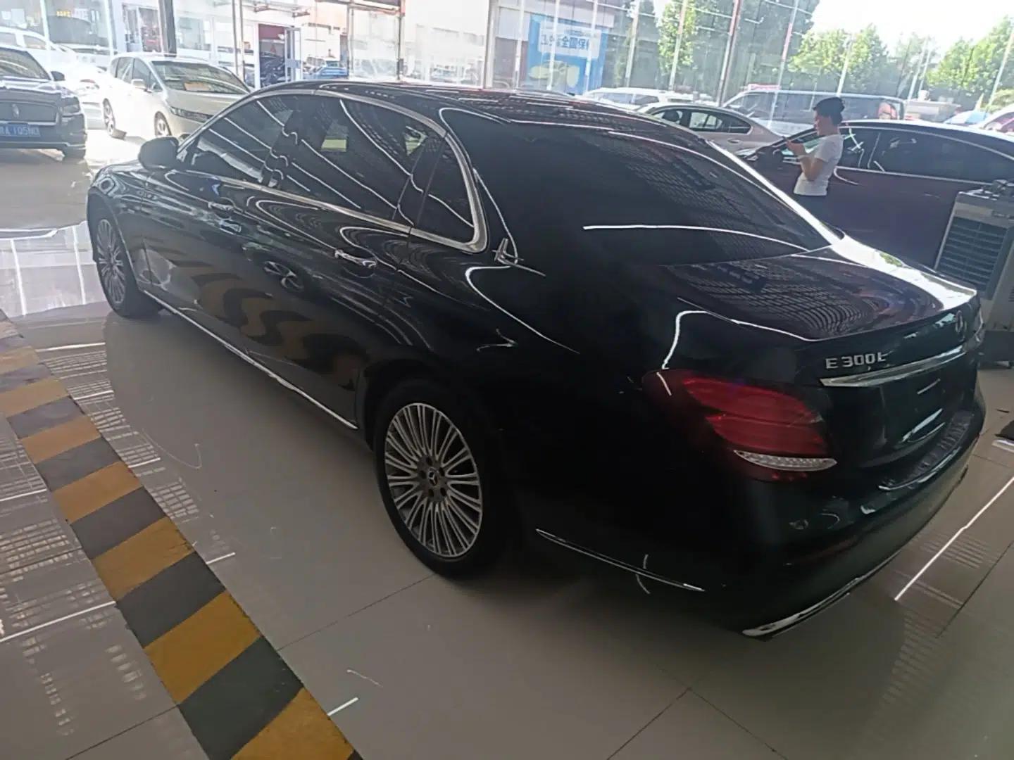 Mercedes-Benz E-Class 2020 Restyled E 300 L Exclusive Edition — миниатюра 4