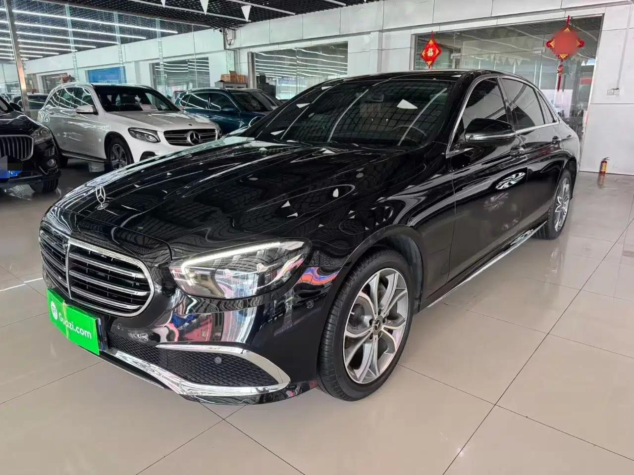 Mercedes-Benz E-Class 2021 E 300 L Sporty and Stylish Model — миниатюра 1