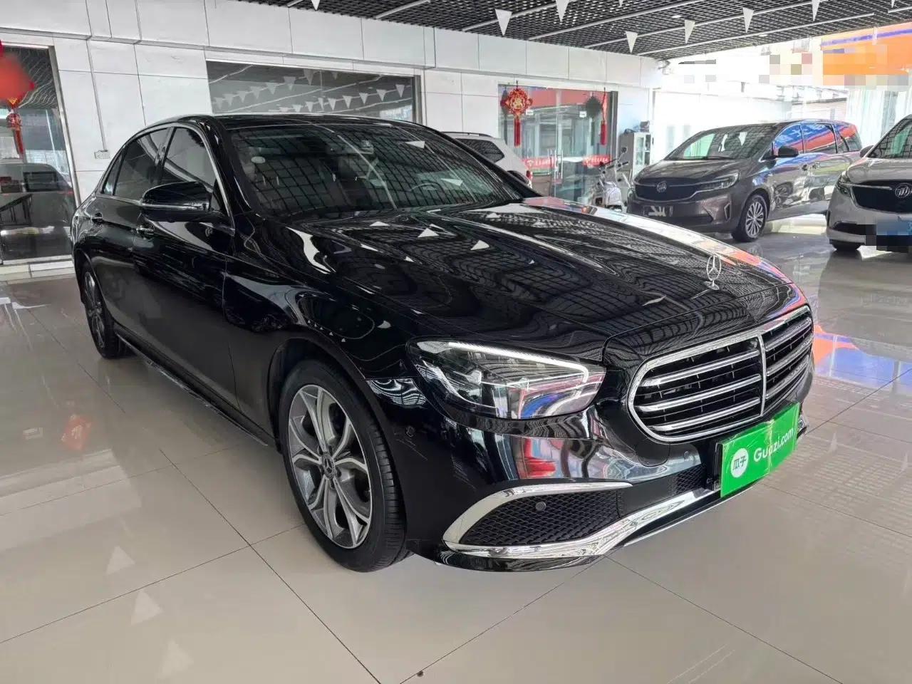 Mercedes-Benz E-Class 2021 E 300 L Sporty and Stylish Model — миниатюра 3