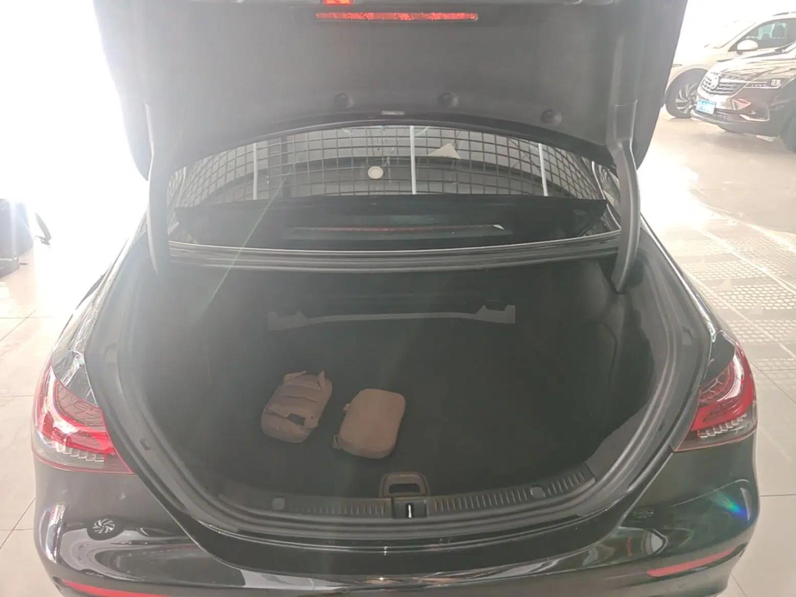 Mercedes-Benz E-Class 2021 E 300 L Sporty and Stylish Model — миниатюра 22
