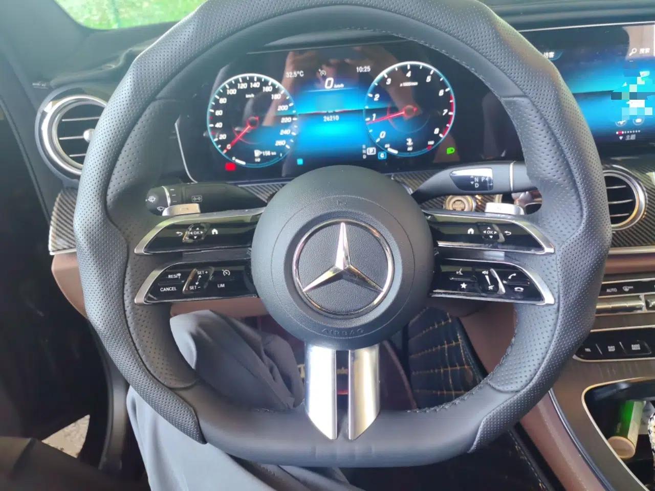 Mercedes-Benz E-Class 2021 Restyled E 300 L Sporty and Stylish Edition — миниатюра 10