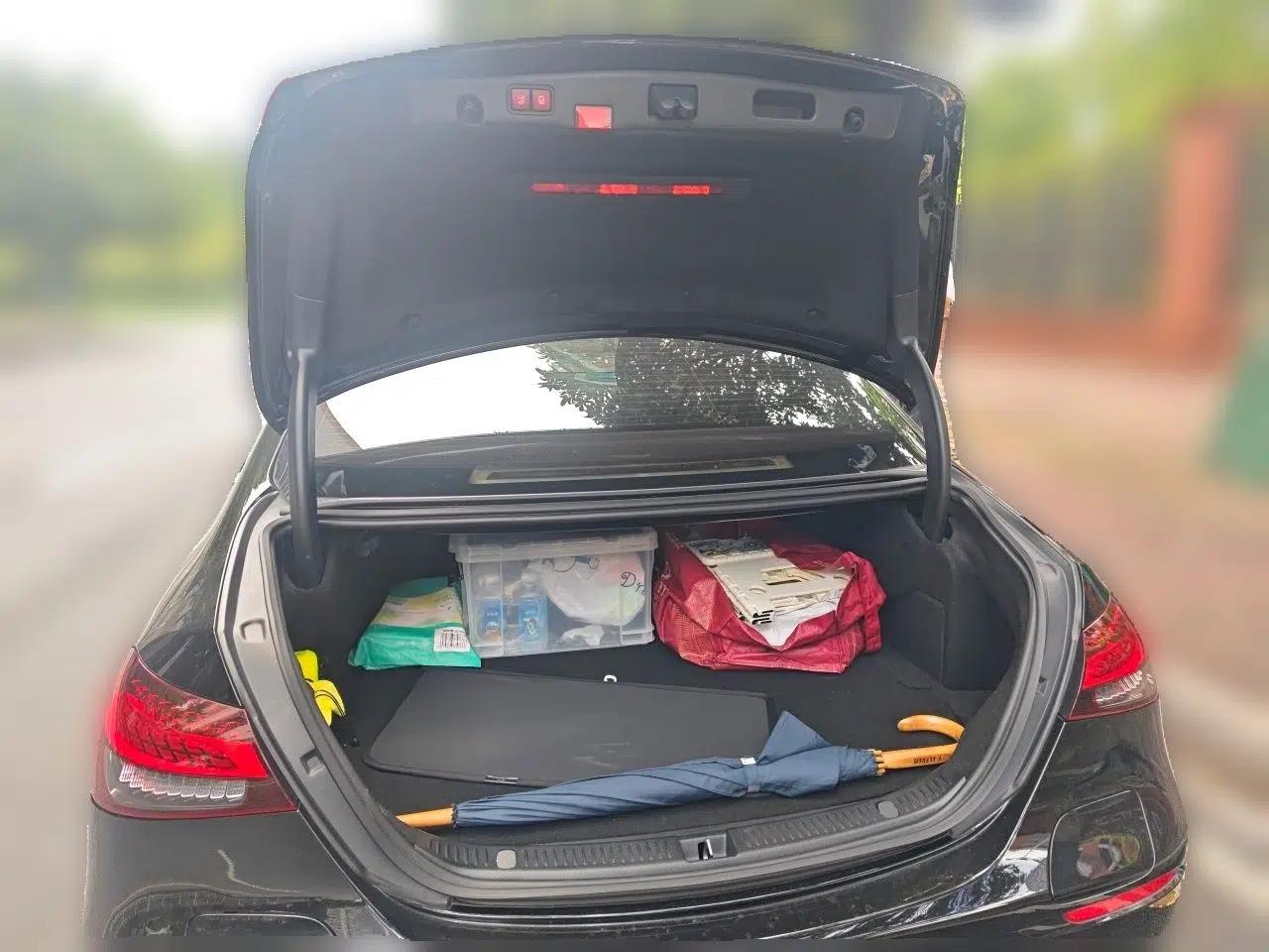 Mercedes-Benz E-Class New Energy 2022 Restyled E 350 e L Plug-in Hybrid Sedan — миниатюра 19