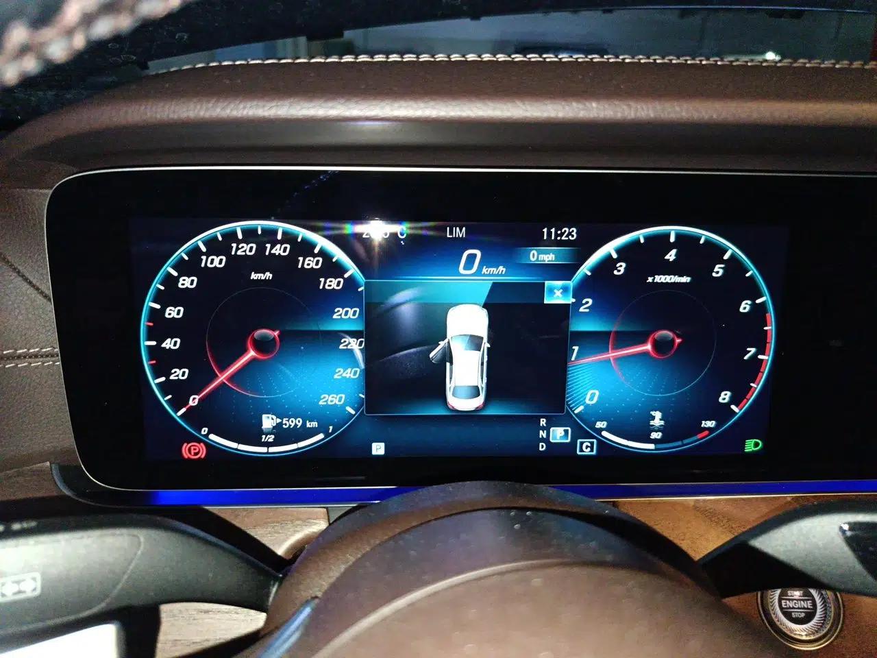 Mercedes-Benz E-Class 2022 Updated E 300 L Stylish Edition — миниатюра 11