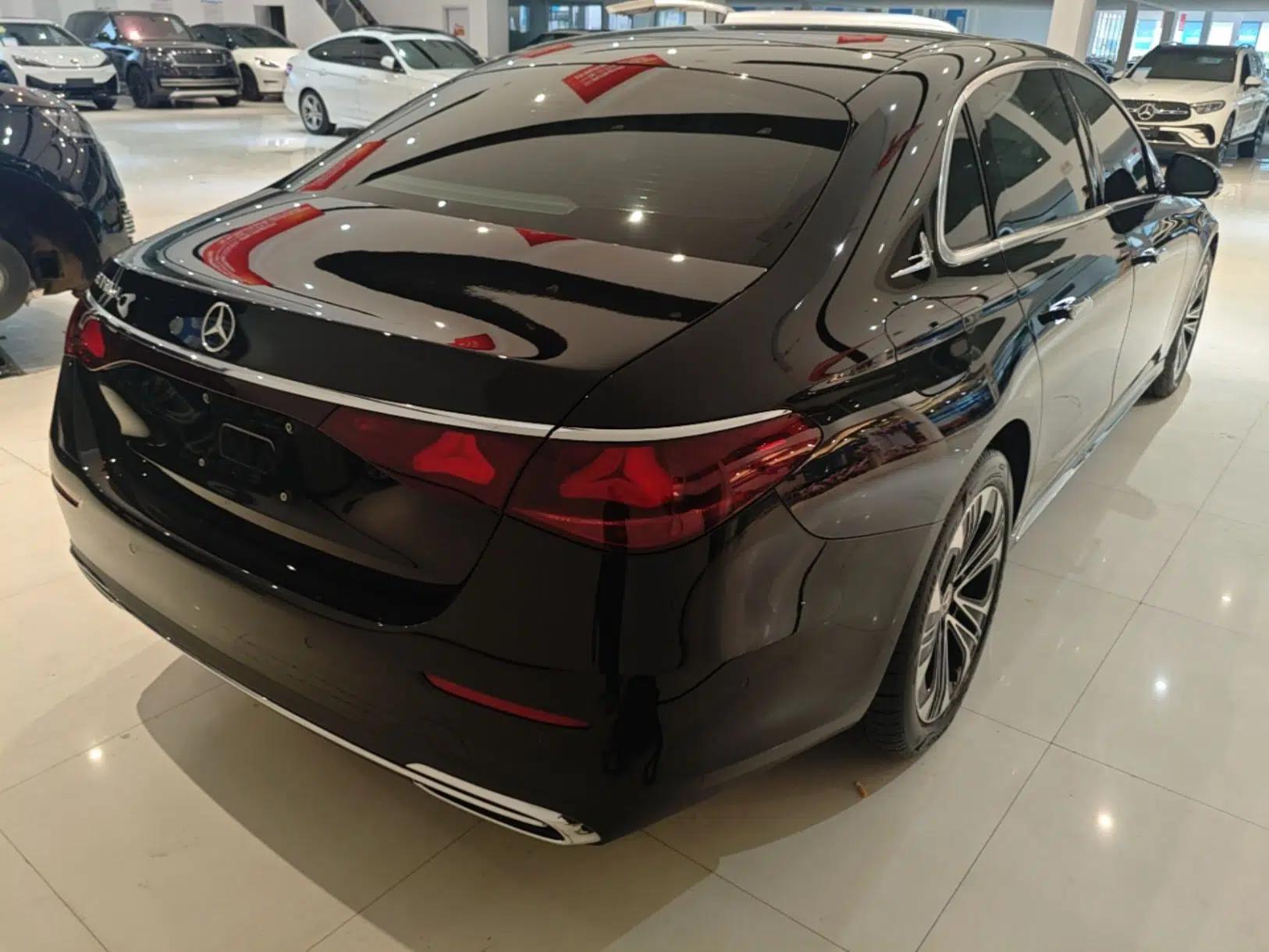 Mercedes-Benz E-Class New Energy 2024 E 350 e L Plug-in Hybrid Sedan — миниатюра 6