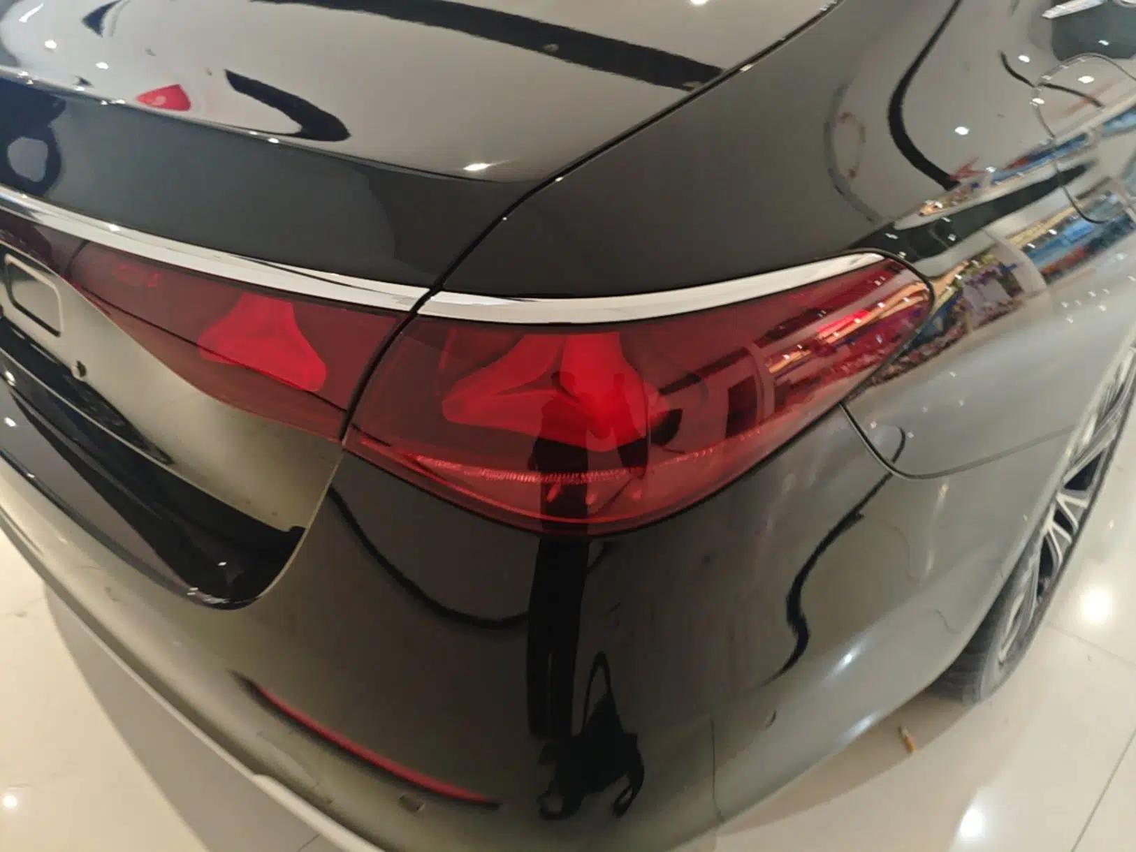 Mercedes-Benz E-Class New Energy 2024 E 350 e L Plug-in Hybrid Sedan — миниатюра 9