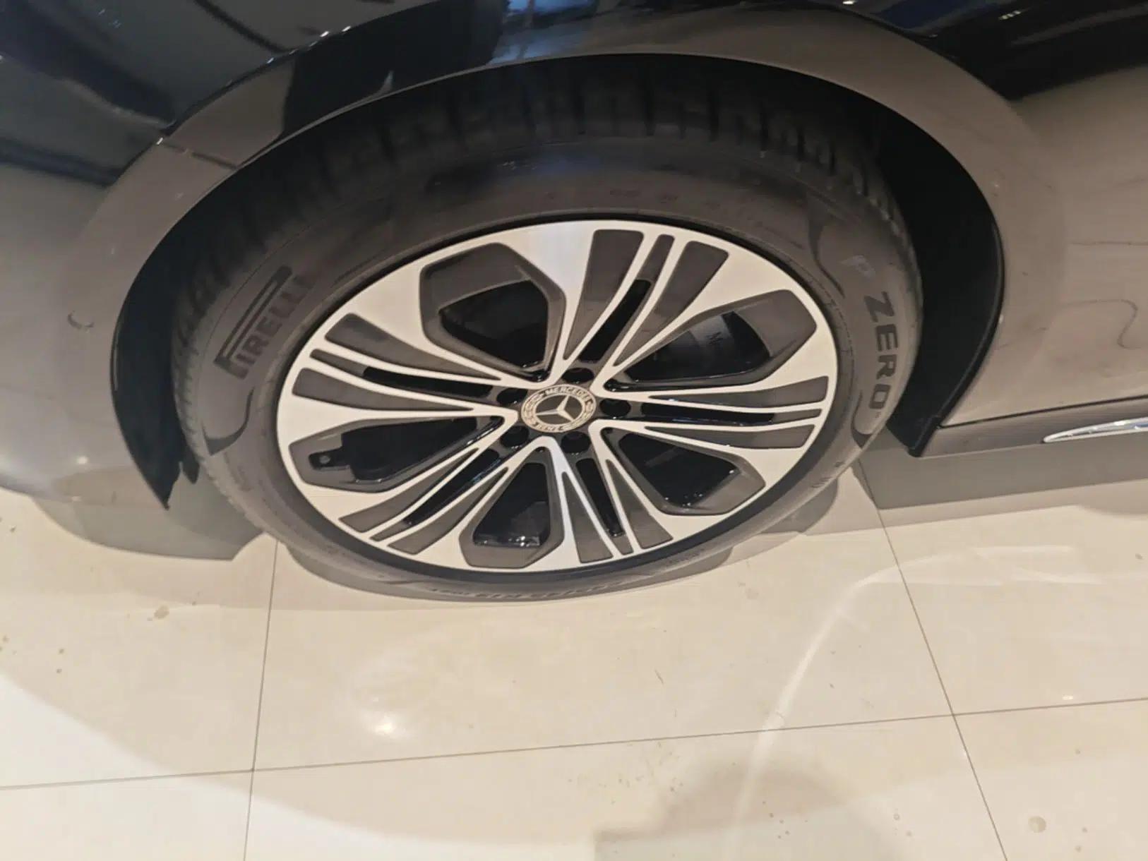 Mercedes-Benz E-Class New Energy 2024 E 350 e L Plug-in Hybrid Sedan — миниатюра 10
