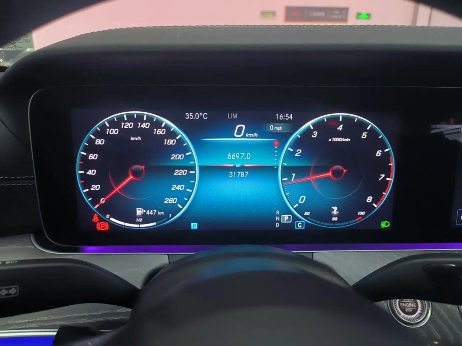 Mercedes-Benz E-Class 2022 Revised Version E 300 L Sporty and Stylish Edition — миниатюра 14