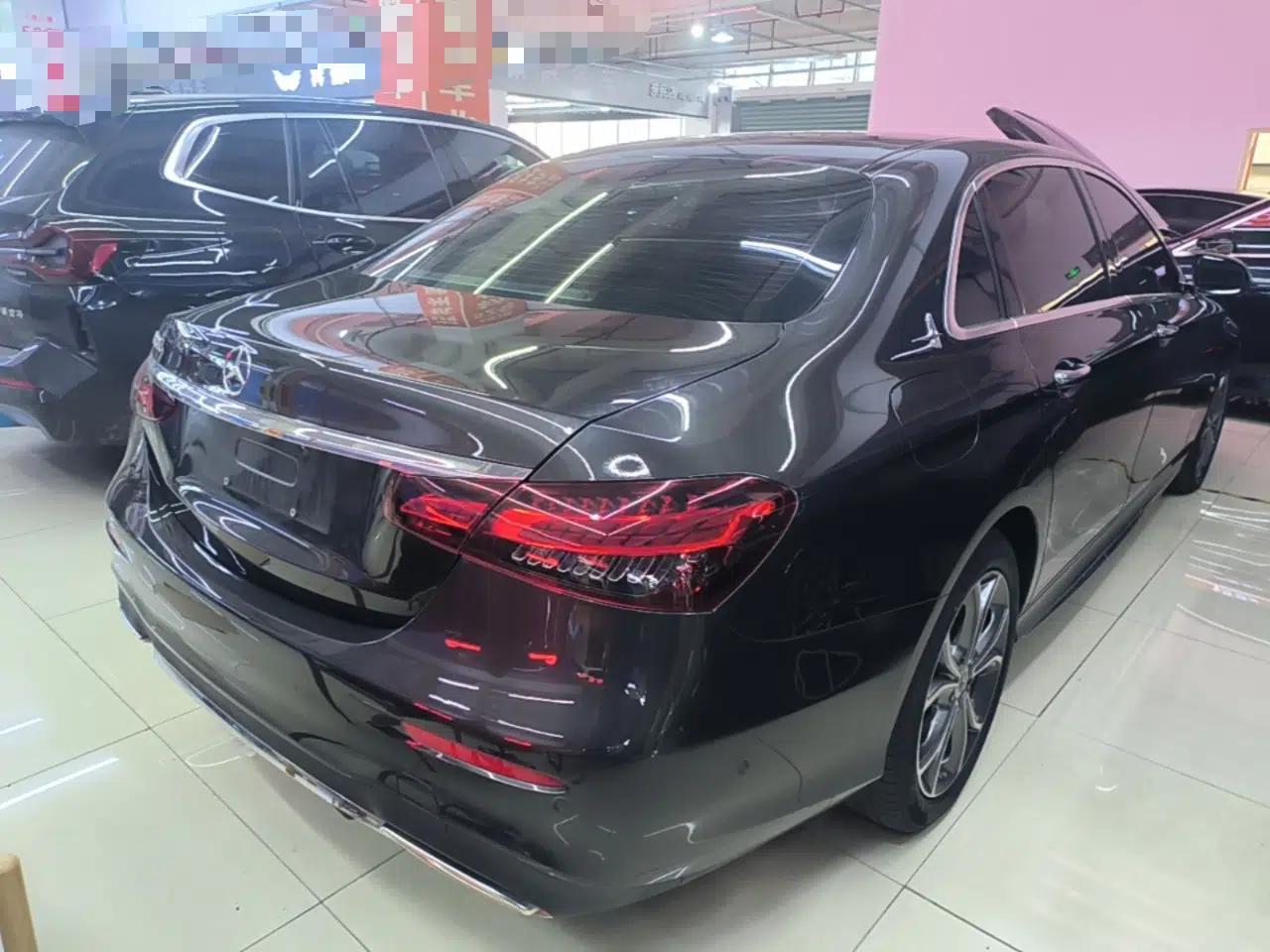Mercedes-Benz E-Class 2022 Revised Version E 300 L Sporty and Stylish Edition — миниатюра 6