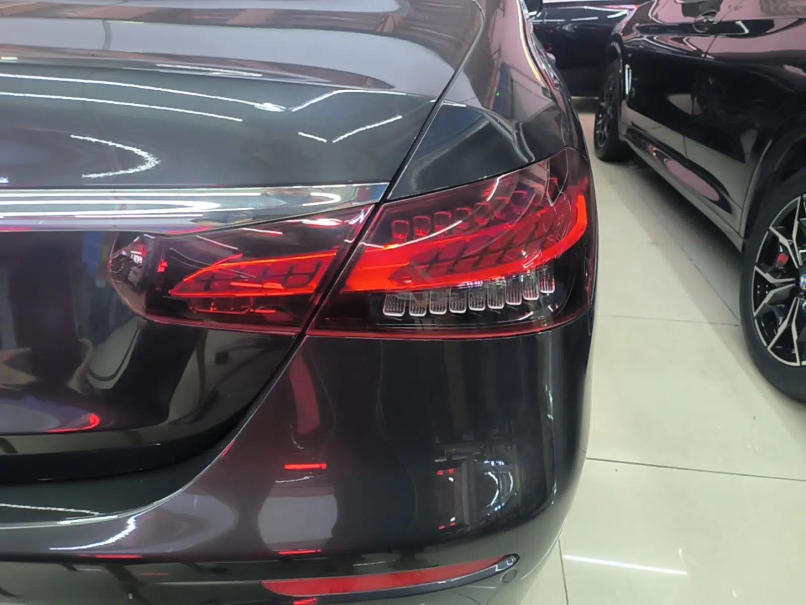 Mercedes-Benz E-Class 2022 Revised Version E 300 L Sporty and Stylish Edition — миниатюра 9