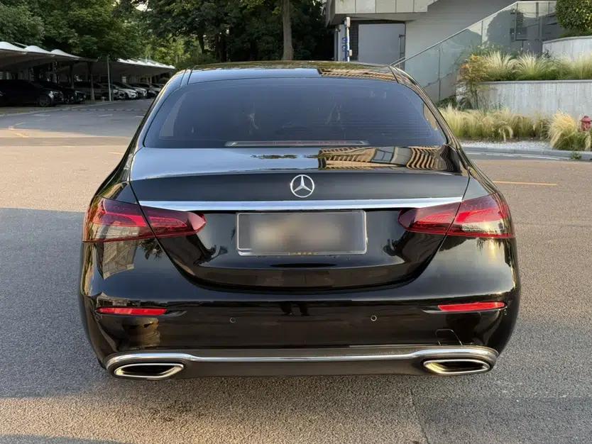 Mercedes-Benz E-Class 2022 Second Facelift E 300 L Fashion Edition — миниатюра 7