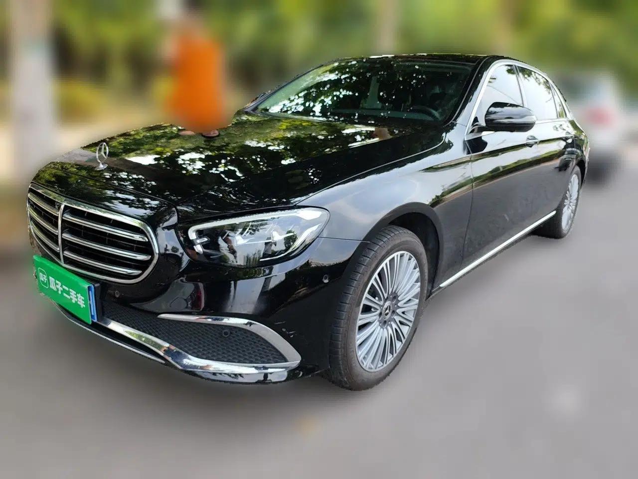 Mercedes-Benz E-Class 2023 Updated E 300 L Fashion Edition — миниатюра 1