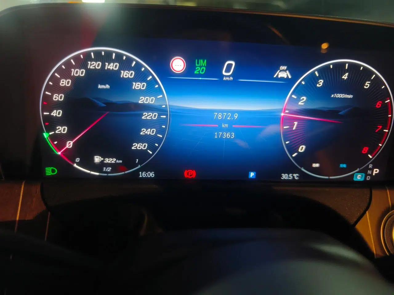 Mercedes-Benz E-Class 2024 E 300 L Stylish Model — миниатюра 12