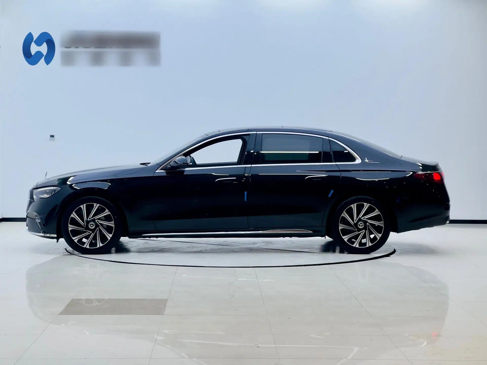 Mercedes-Benz E-Class 2024 Facelift E 300 L Luxury Edition — миниатюра 3