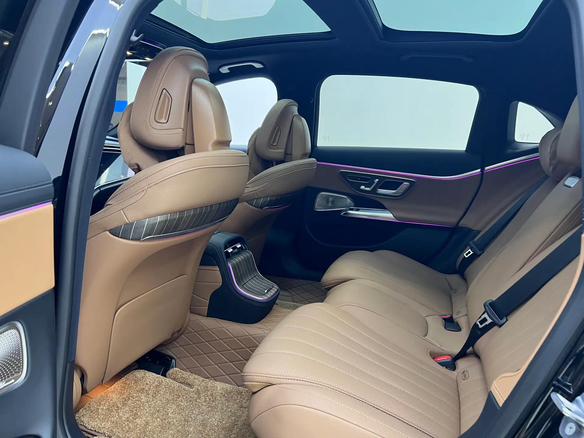 Mercedes-Benz E-Class 2024 Facelift E 300 L Luxury Edition — миниатюра 9