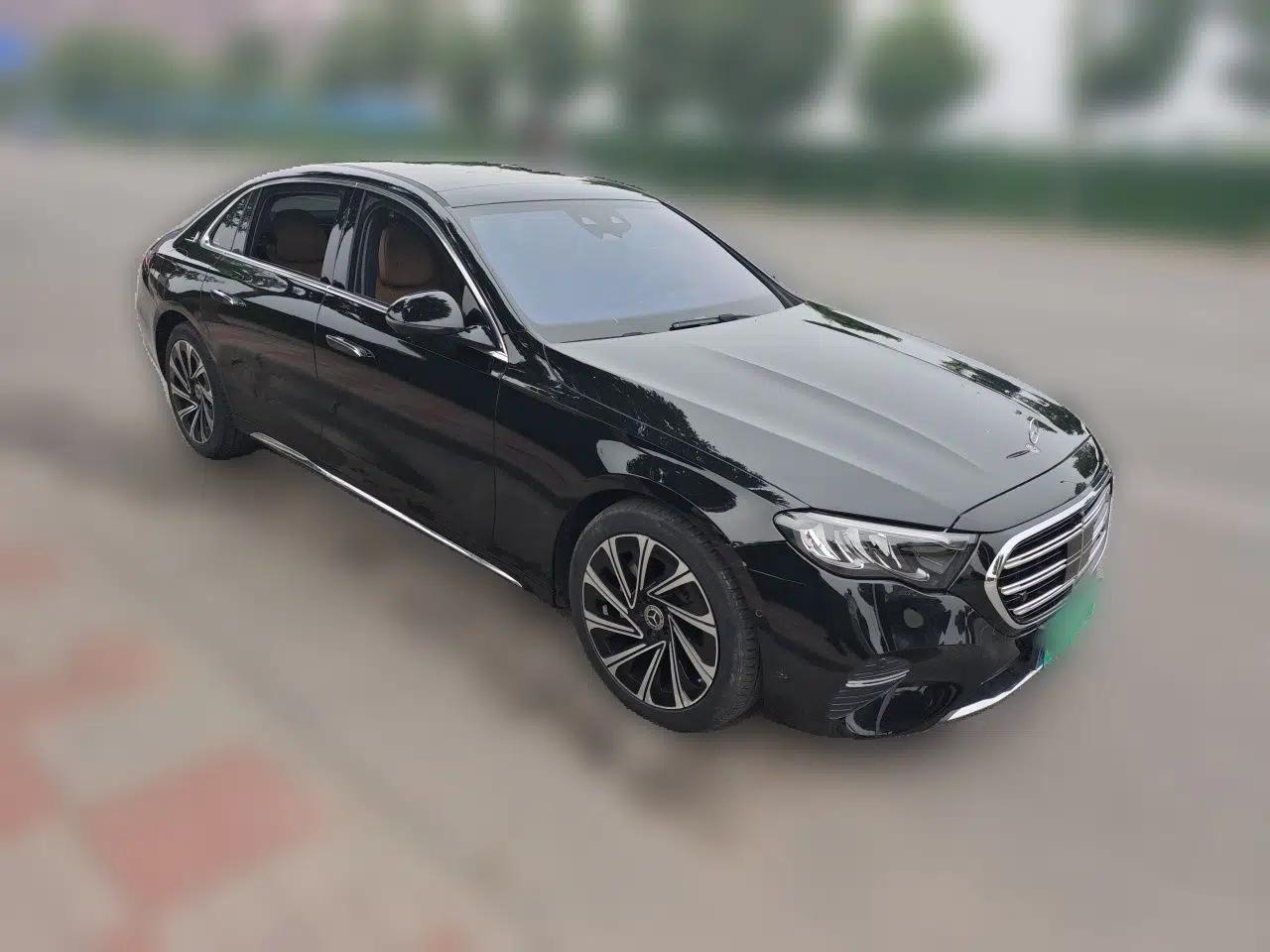 Mercedes-Benz E-Class 2024 E 300 L Luxury Model — миниатюра 3