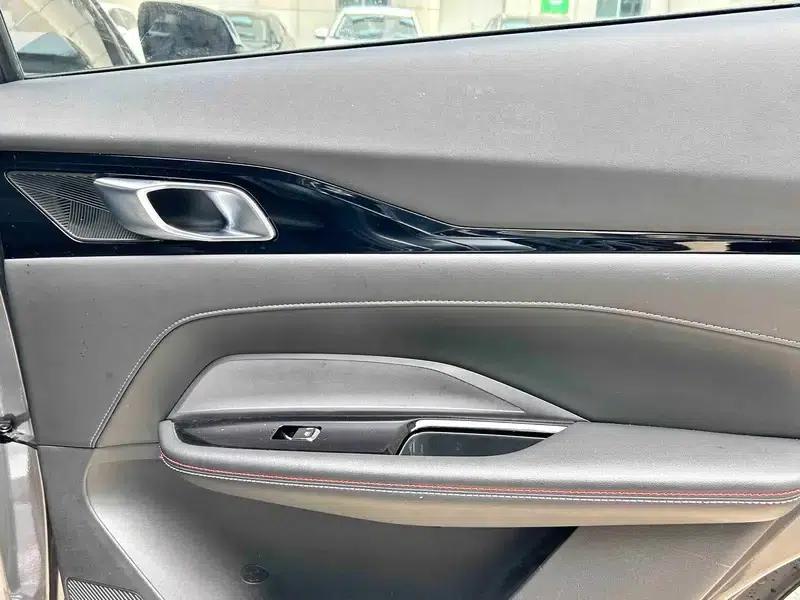 Changan Oushang Z6 2022 Blue Whale 1.5T DCT Smart Navigation Edition — миниатюра 6