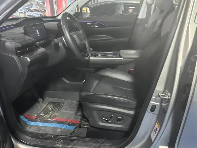 Changan Oushang Z6 2023 Blue Whale 1.5T DCT Smart Supreme Edition — миниатюра 20