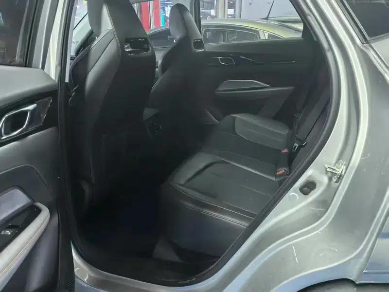 Changan Oushang Z6 2023 Blue Whale 1.5T DCT Smart Supreme Edition — миниатюра 21