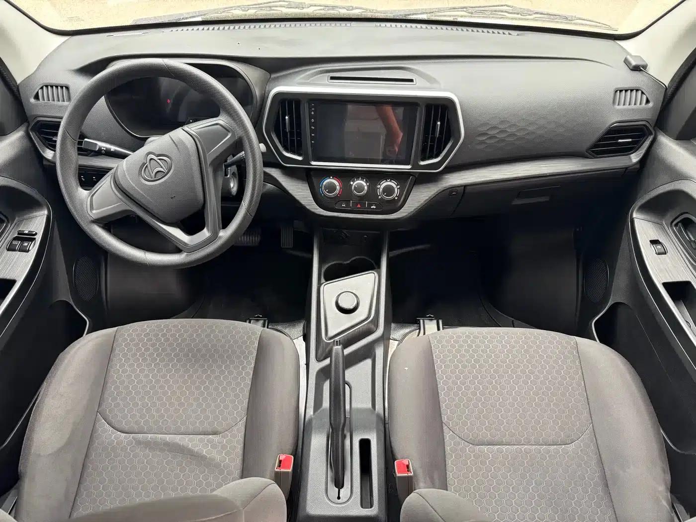 Changan Ruixing EM60 2025 Passenger Edition Comfort Model 6 Seats 300km Range Double Door — миниатюра 9