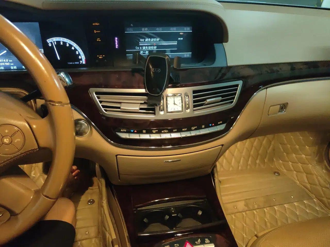 Mercedes-Benz S-Class 2011 S 350 L CGI — миниатюра 13