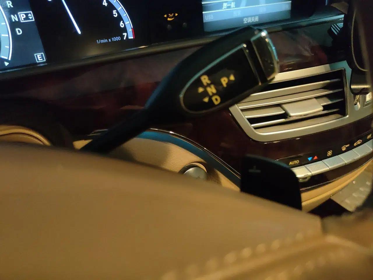 Mercedes-Benz S-Class 2011 S 350 L CGI — миниатюра 14