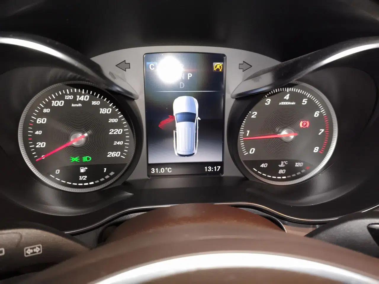 Mercedes-Benz GLC 2019 GLC 260 L 4MATIC Dynamic Model — миниатюра 11