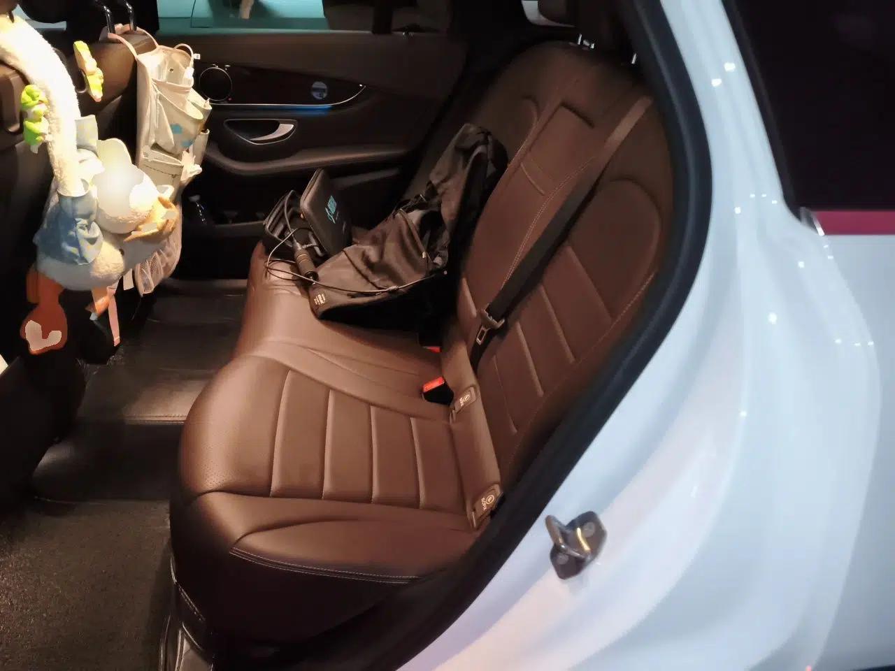 Mercedes-Benz GLC 2019 GLC 260 L 4MATIC Dynamic Model — миниатюра 17