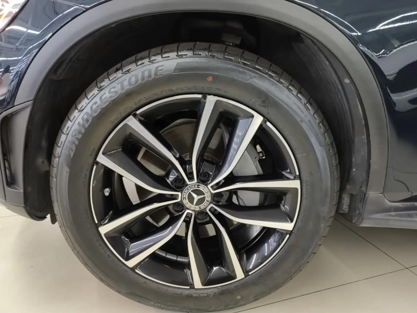Mercedes-Benz GLC 2021 GLC 260 L 4MATIC Luxury Model — миниатюра 10