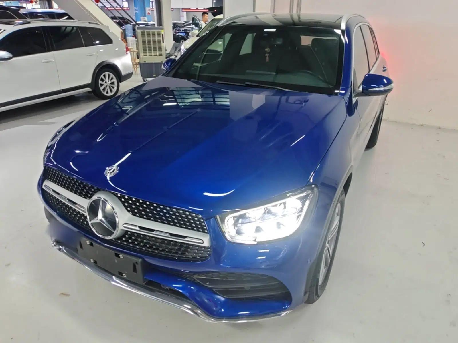 Mercedes-Benz GLC 2020 GLC 260 L 4MATIC Luxury Model — миниатюра 1
