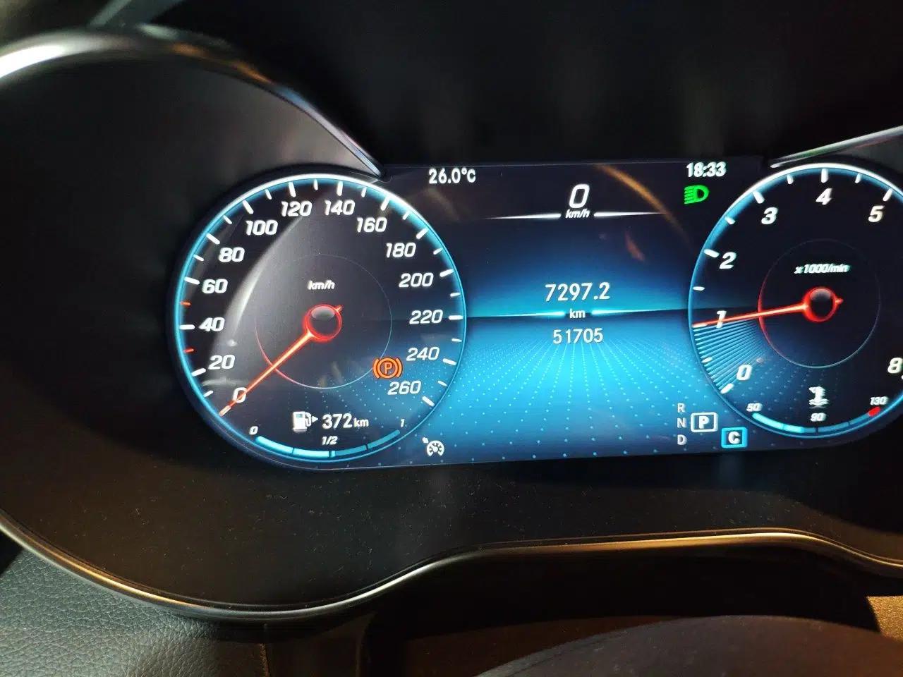 Mercedes-Benz GLC 2022 Second Facelift GLC 260 L 4MATIC Luxury Edition — миниатюра 12