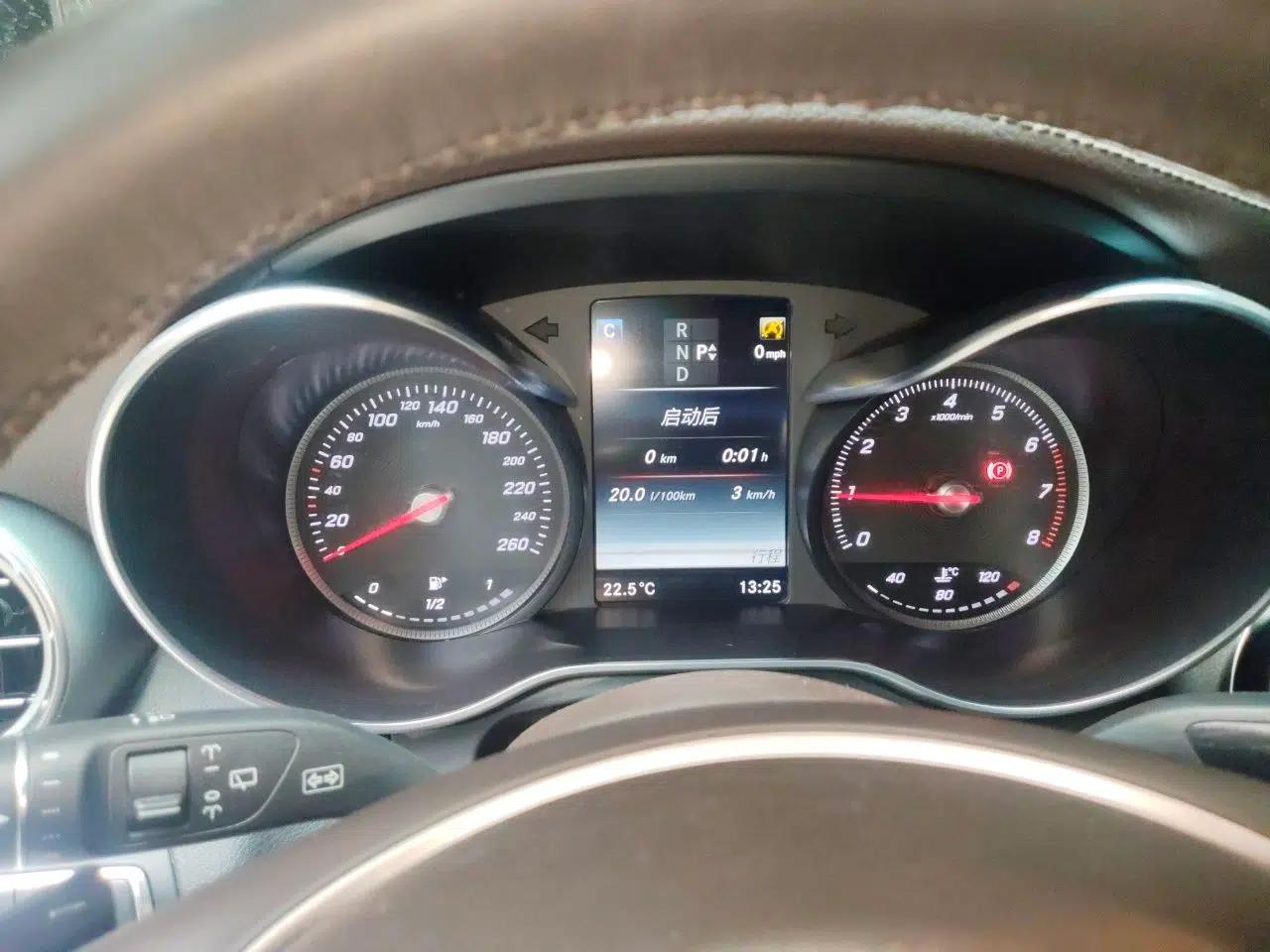 Mercedes-Benz GLC 2017 GLC 260 4MATIC Luxury Model — миниатюра 11