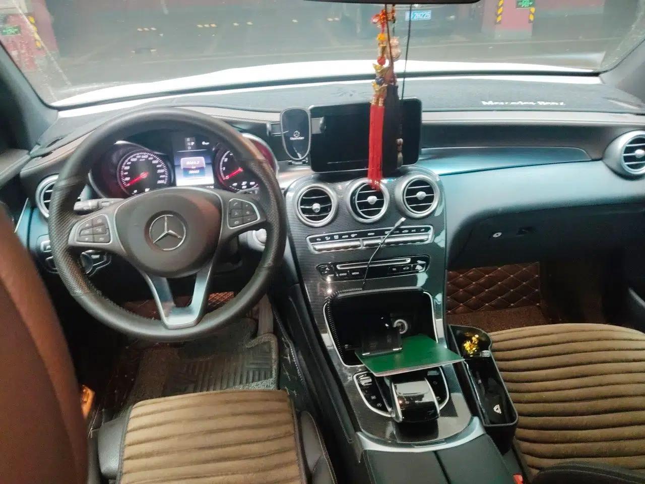 Mercedes-Benz GLC 2017 GLC 260 4MATIC Luxury Model — миниатюра 9