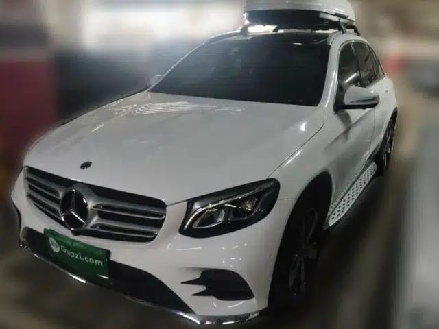 Mercedes-Benz GLC 2017 GLC 260 4MATIC Luxury Model