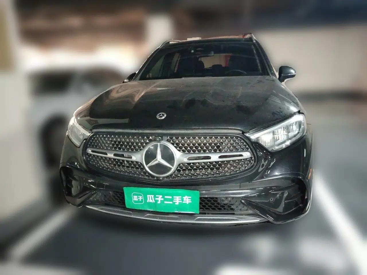 Mercedes-Benz GLC 2024 GLC 260 L 4MATIC Luxury Model 5 Seats — миниатюра 2