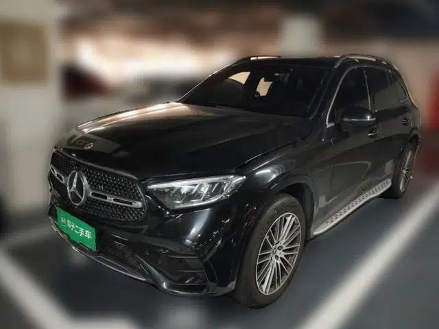 Mercedes-Benz GLC 2024 GLC 260 L 4MATIC Luxury Model 5 Seats