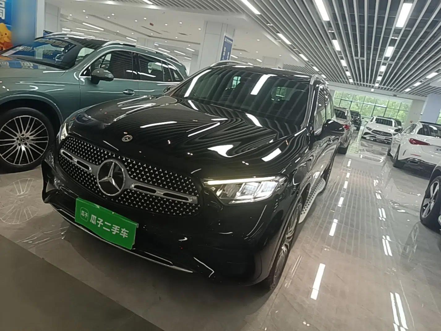 Mercedes-Benz GLC 2023 GLC 300 L 4MATIC Dynamic Edition 5-seater — миниатюра 1