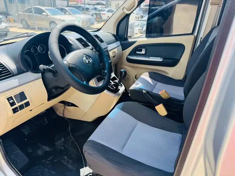 Ruixing M90 2018 2.0L Value Edition Flat Top Hatchback 6-Seater 4G94S — миниатюра 7