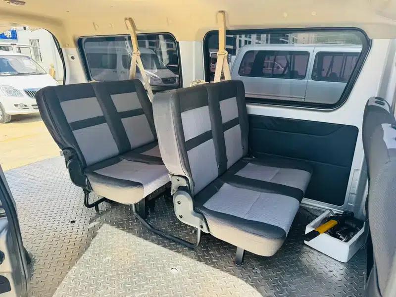 Ruixing M90 2018 2.0L Value Edition Flat Top Hatchback 6-Seater 4G94S — миниатюра 8