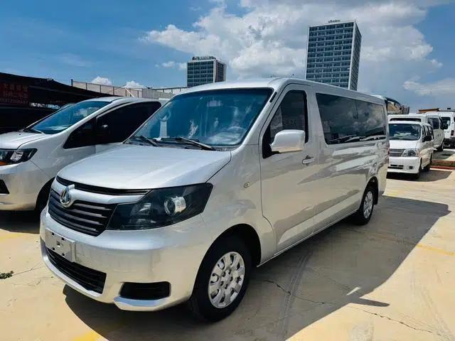 Ruixing M90 2018 2.0L Value Edition Flat Top Hatchback 6-Seater 4G94S