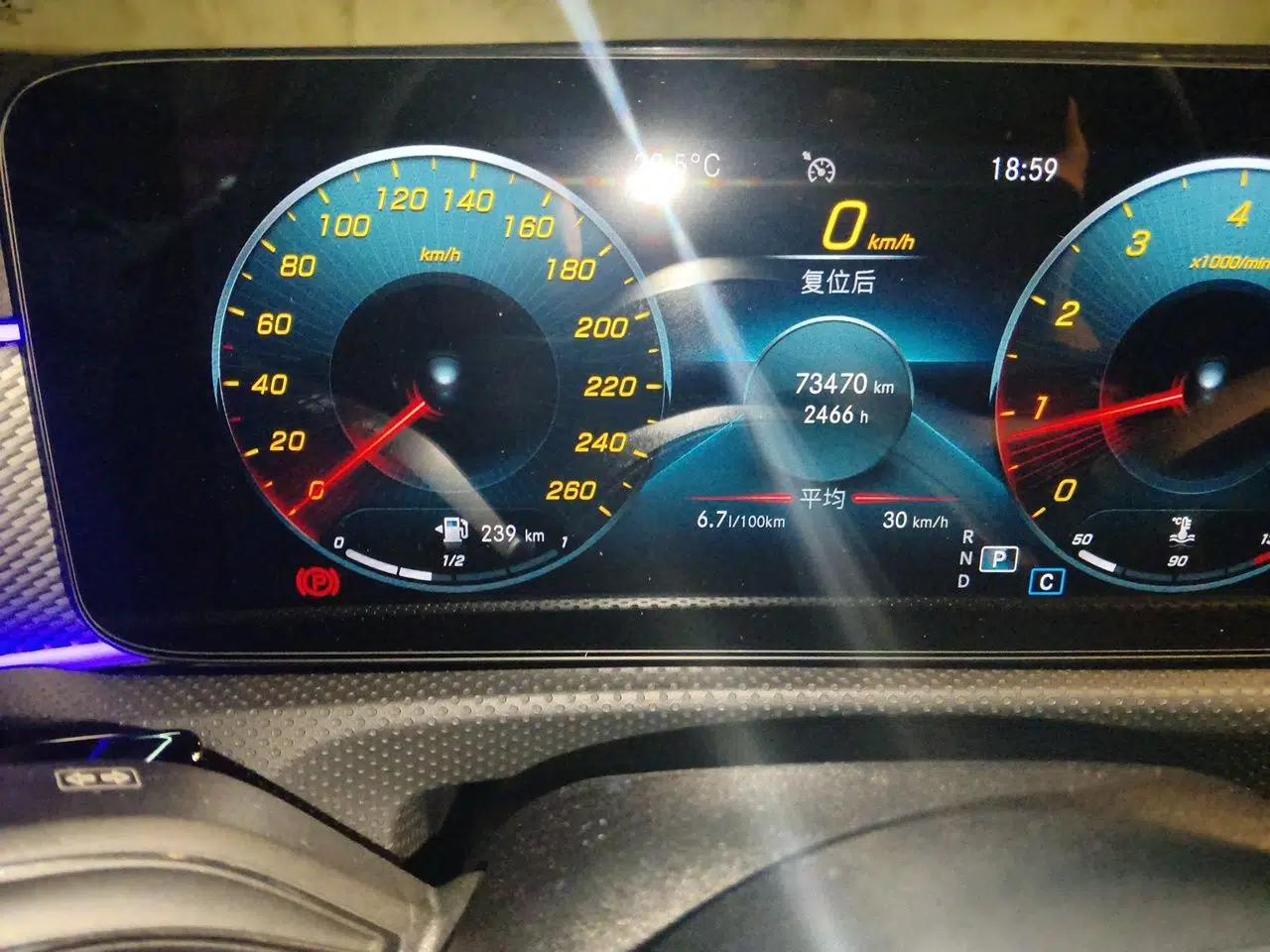 Mercedes-Benz A-Class 2020 Second Facelift A 180 L Sport Sedan — миниатюра 12