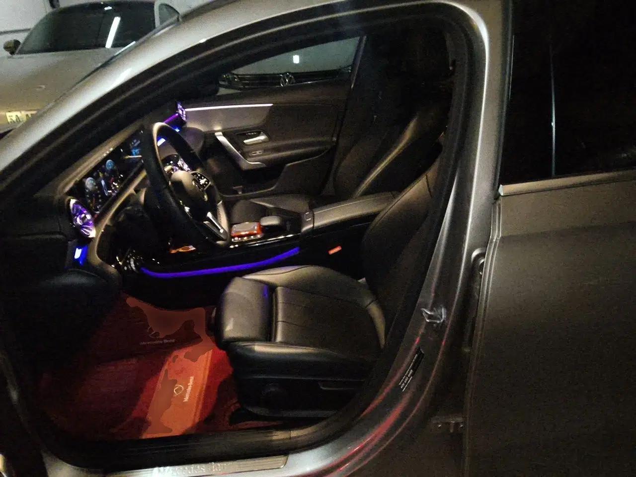 Mercedes-Benz A-Class 2020 Second Facelift A 180 L Sport Sedan — миниатюра 15