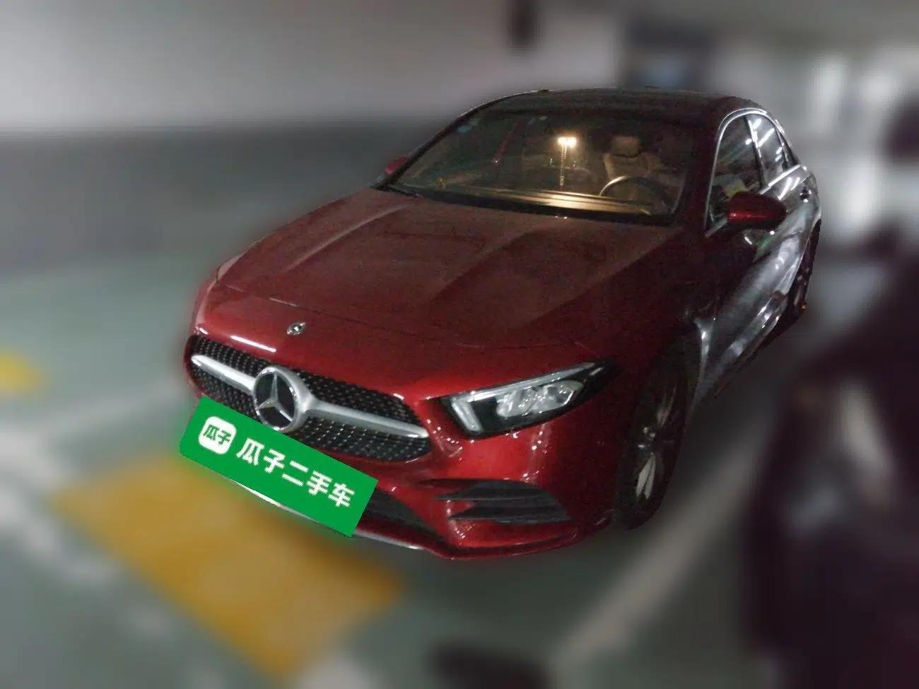 Mercedes-Benz A-Class 2019 A 200 L Sport Sedan — миниатюра 1